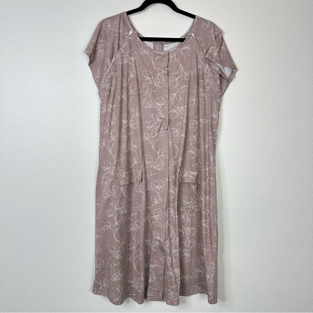 Kindred Bravely universal labor and delivery gown lilac bloom floral maternity